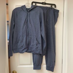 Ll Bean sweatshirt and jogger pants set women’s size M regular